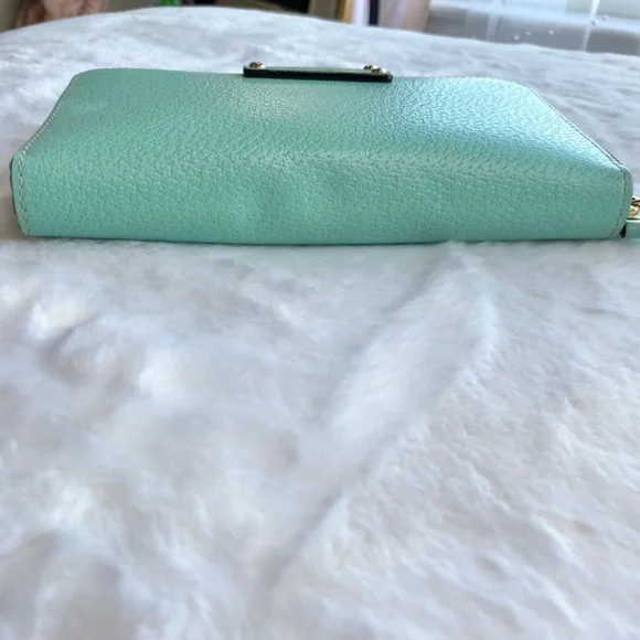 Kate Spade Light Blue Large Zip Around Continental Wallet with Original Tags - Picture 8 of 16